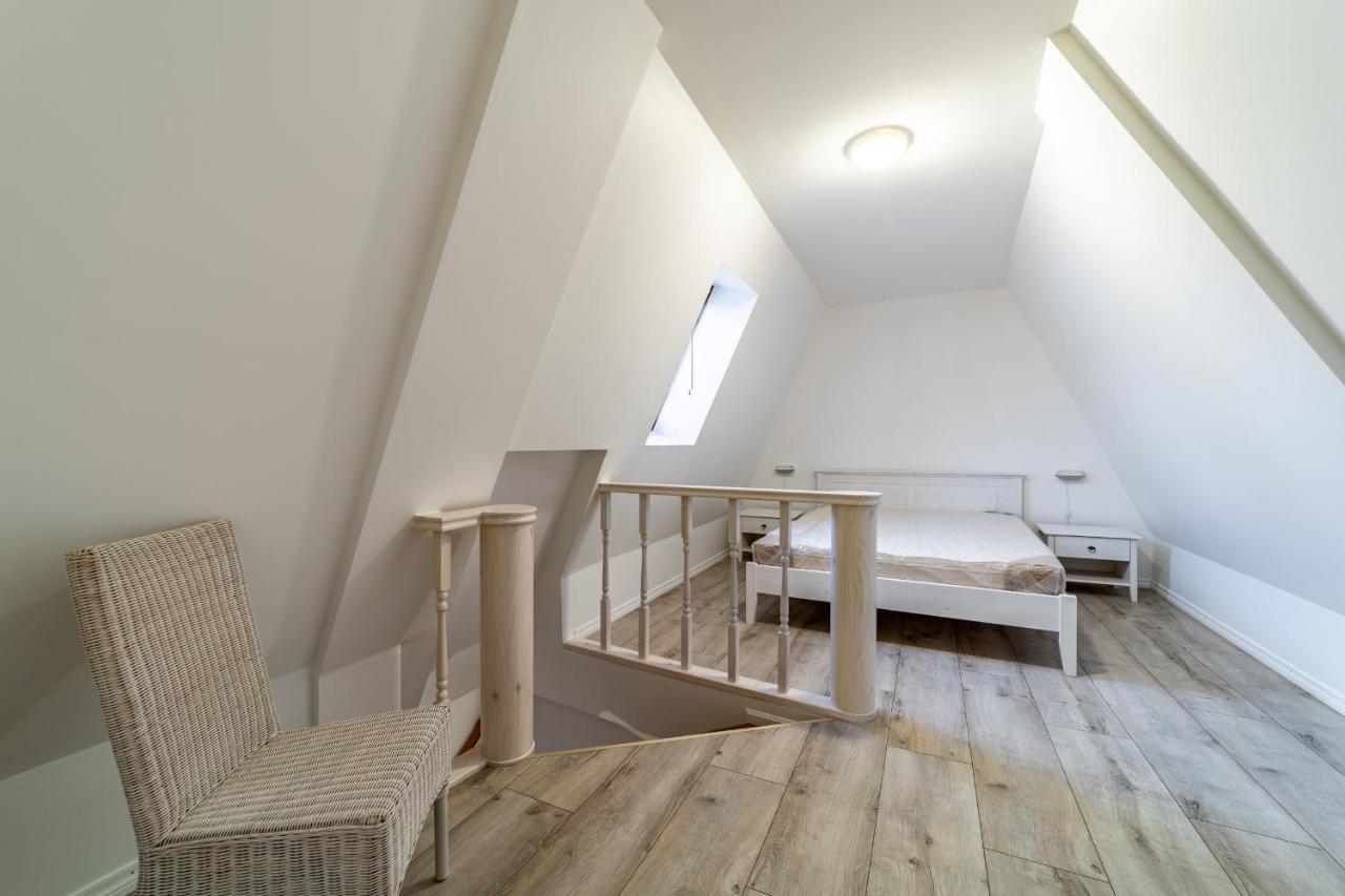 Roofs Of The Old Tallinn Guest House Екстер'єр фото