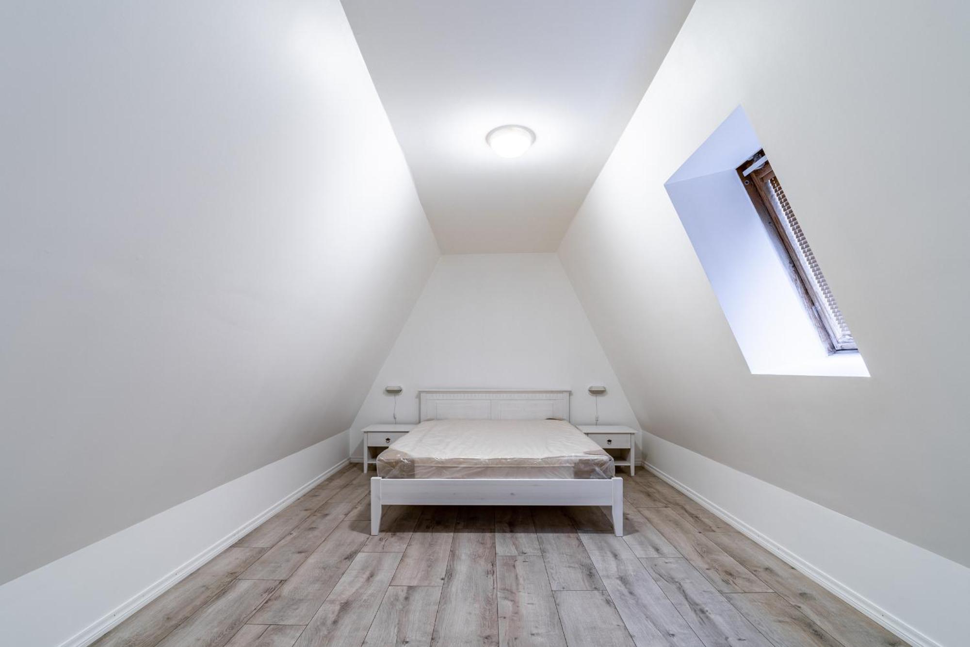 Roofs Of The Old Tallinn Guest House Екстер'єр фото