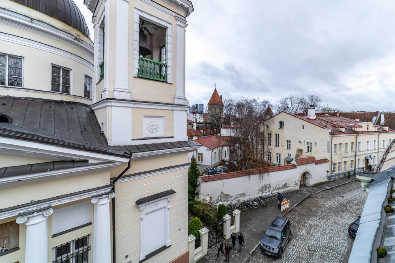 Roofs Of The Old Tallinn Guest House Екстер'єр фото
